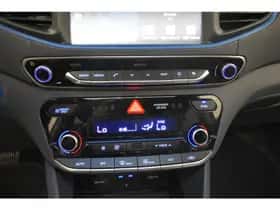 Hyundai Ioniq (2017) thumbnail 17