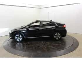 Hyundai Ioniq (2017) thumbnail 8