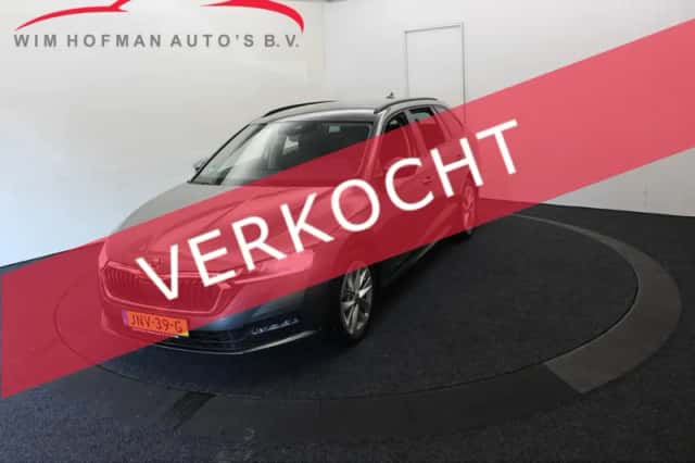 Škoda Octavia (2023) thumbnail 1