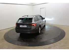 Škoda Octavia (2023) thumbnail 20