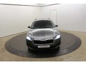 Škoda Octavia (2023) thumbnail 23