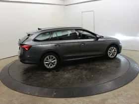 Škoda Octavia (2023) thumbnail 69