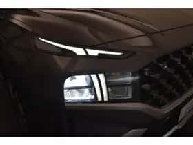 Hyundai Santa Fe (2022) thumbnail 38