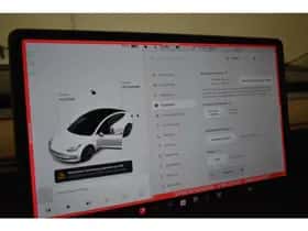 Tesla Model 3 (2019) thumbnail 16