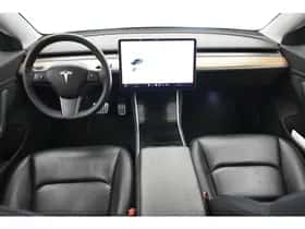 Tesla Model 3 (2019) thumbnail 26