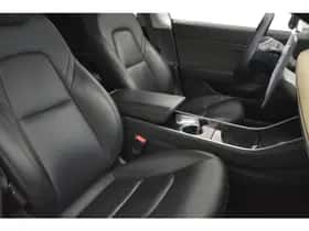 Tesla Model 3 (2019) thumbnail 36