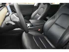 Tesla Model 3 (2019) thumbnail 6