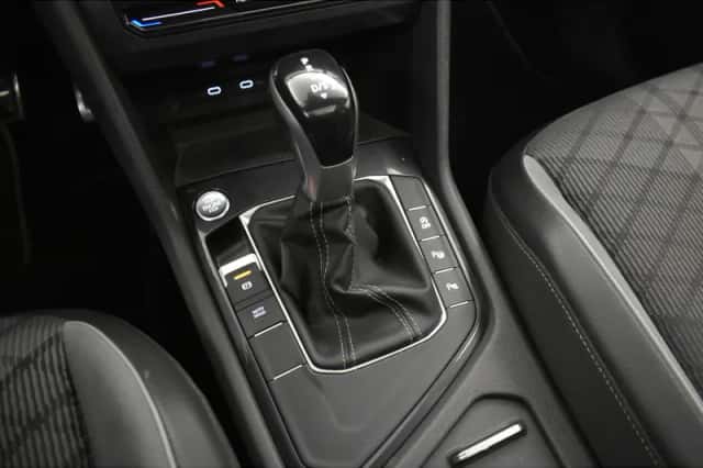 Volkswagen Tiguan (2022) thumbnail 6