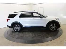 Ford Explorer (2022) thumbnail 16