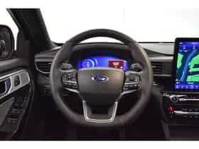 Ford Explorer (2022) thumbnail 33