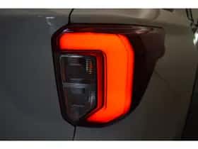 Ford Explorer (2022) thumbnail 41