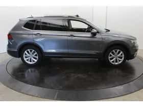 Volkswagen Tiguan (2018) thumbnail 18