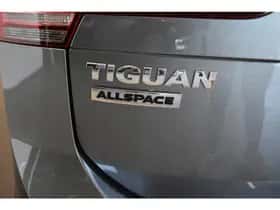 Volkswagen Tiguan (2018) thumbnail 25