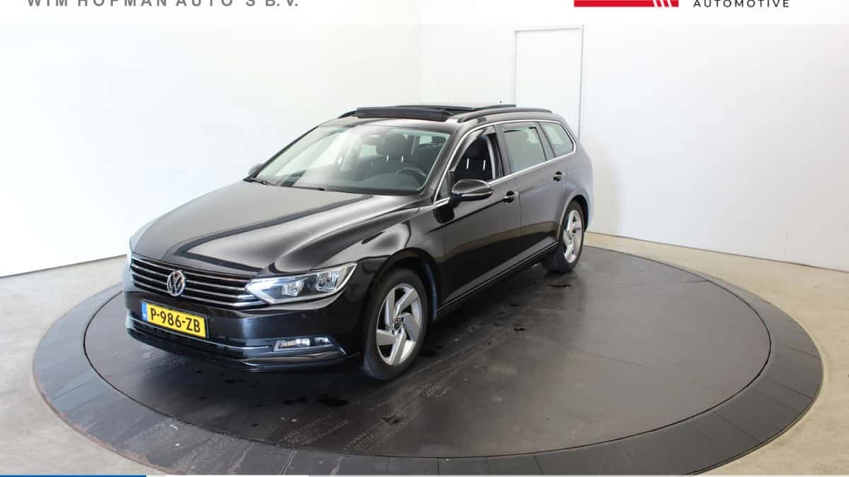 Volkswagen Passat (2015) — foto 1