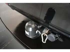 Volkswagen Passat (2015) thumbnail 3