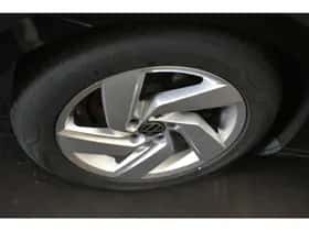 Volkswagen Passat (2015) thumbnail 23