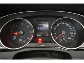 Volkswagen Passat (2015) thumbnail 10