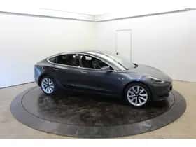 Tesla Model 3 (2019) thumbnail 18