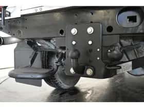 Land Rover Defender (2007) thumbnail 2