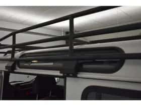 Land Rover Defender (2007) thumbnail 22