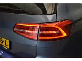 Volkswagen Passat (2015) thumbnail 28