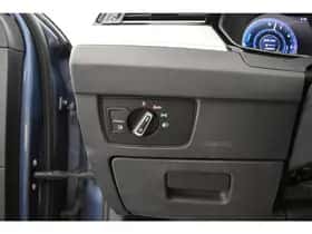 Volkswagen Passat (2015) thumbnail 33