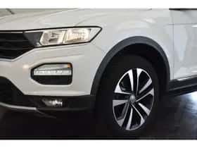 Volkswagen T-Roc (2020) thumbnail 15