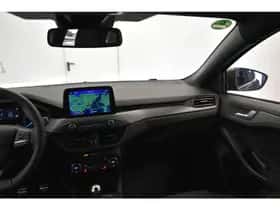 Ford Focus (2022) thumbnail 24