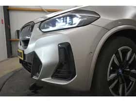 BMW iX3 (2023) thumbnail 11
