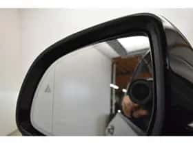BMW iX3 (2023) thumbnail 13