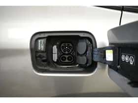 BMW iX3 (2023) thumbnail 15
