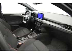 Ford Focus (2022) thumbnail 21
