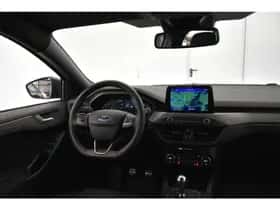 Ford Focus (2022) thumbnail 23