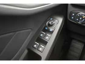 Ford Focus (2022) thumbnail 28