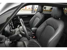MINI Cooper (2020) thumbnail 2