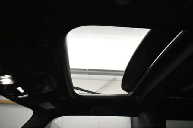 MINI Cooper (2020) thumbnail 4