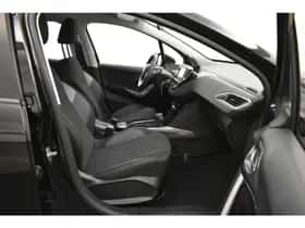 Peugeot 2008 (2018) thumbnail 27