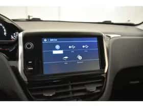 Peugeot 2008 (2018) thumbnail 40