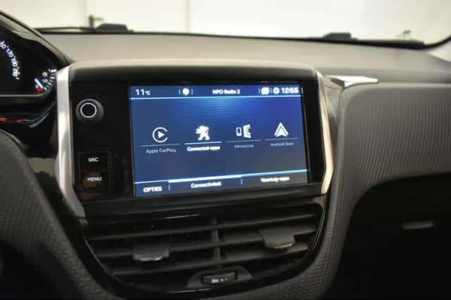 Peugeot 2008 (2018) thumbnail 5