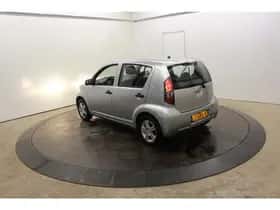 Daihatsu Sirion (2010) thumbnail 11