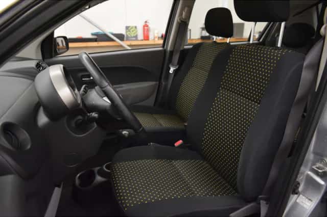 Daihatsu Sirion (2010) thumbnail 4