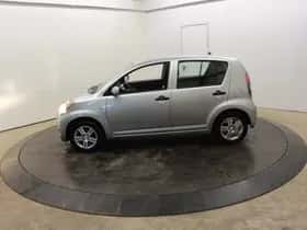 Daihatsu Sirion (2010) thumbnail 38