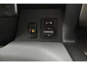 Daihatsu Sirion (2010) thumbnail 5
