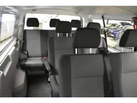 Volkswagen Transporter (2018) thumbnail 26