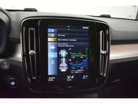 Volvo XC40 (2021) thumbnail 24