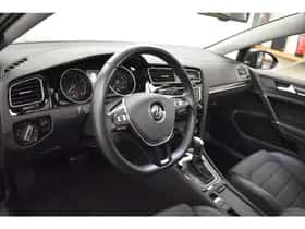 Volkswagen Golf (2015) thumbnail 20