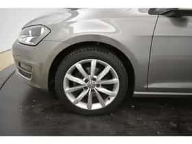 Volkswagen Golf (2015) thumbnail 21