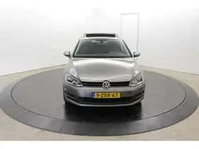 Volkswagen Golf (2015) thumbnail 31