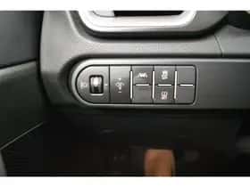Kia Ceed (2023) thumbnail 21