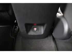 Kia Ceed (2023) thumbnail 26